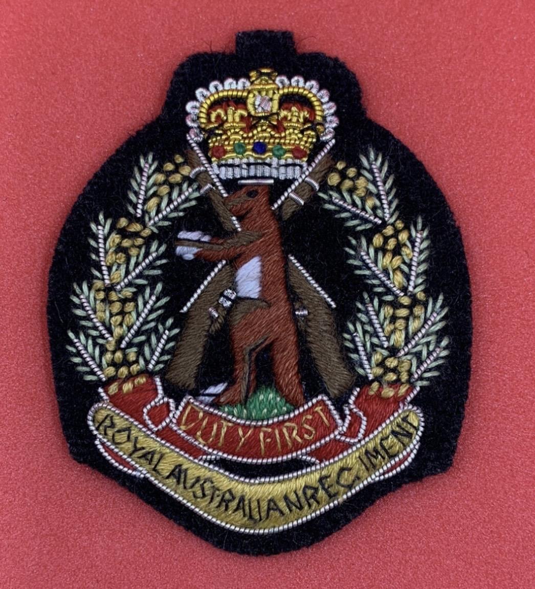 Bullion badge of royal Australian regiment 