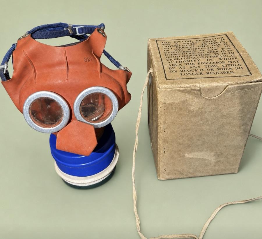 Micky mouse gas mask ww11