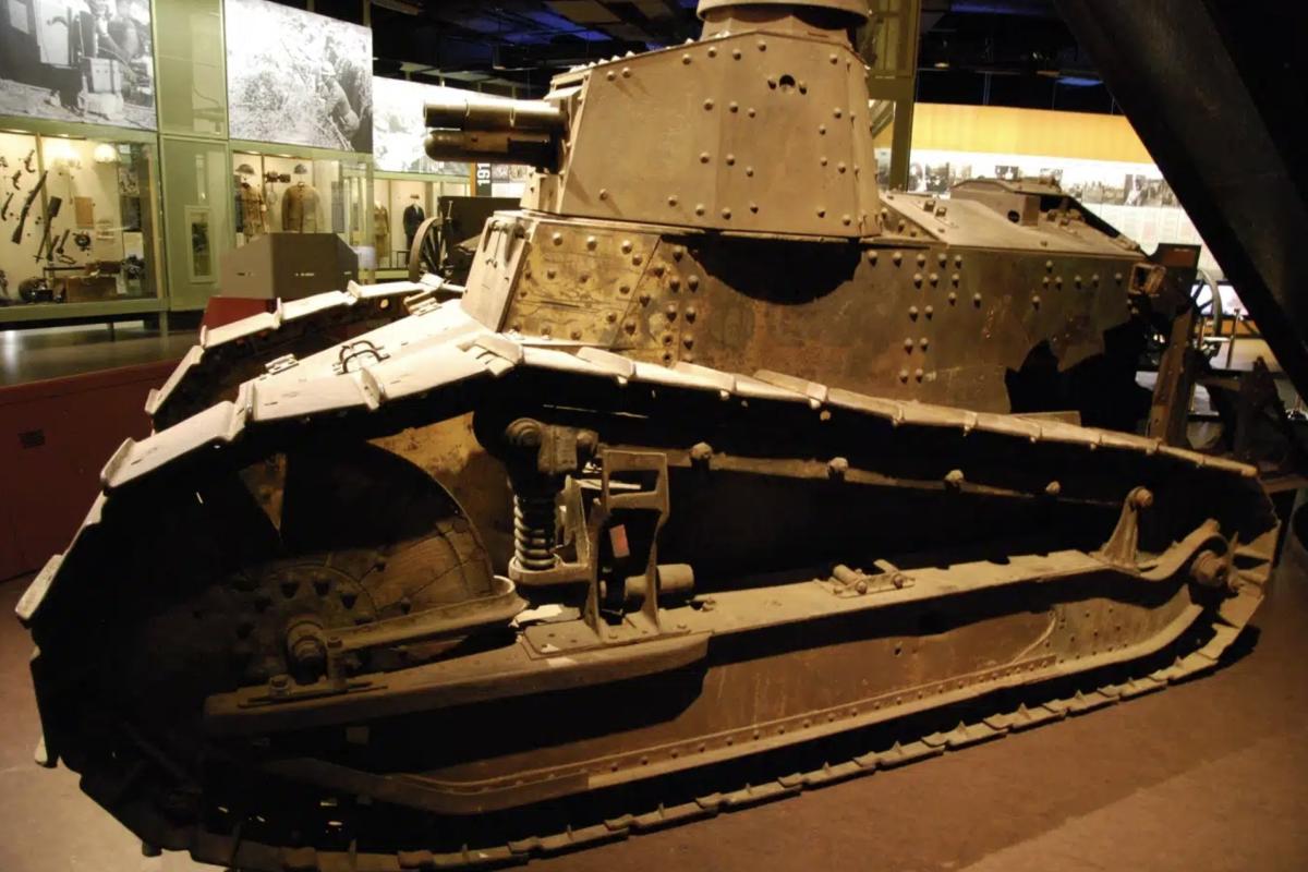 Renault tank