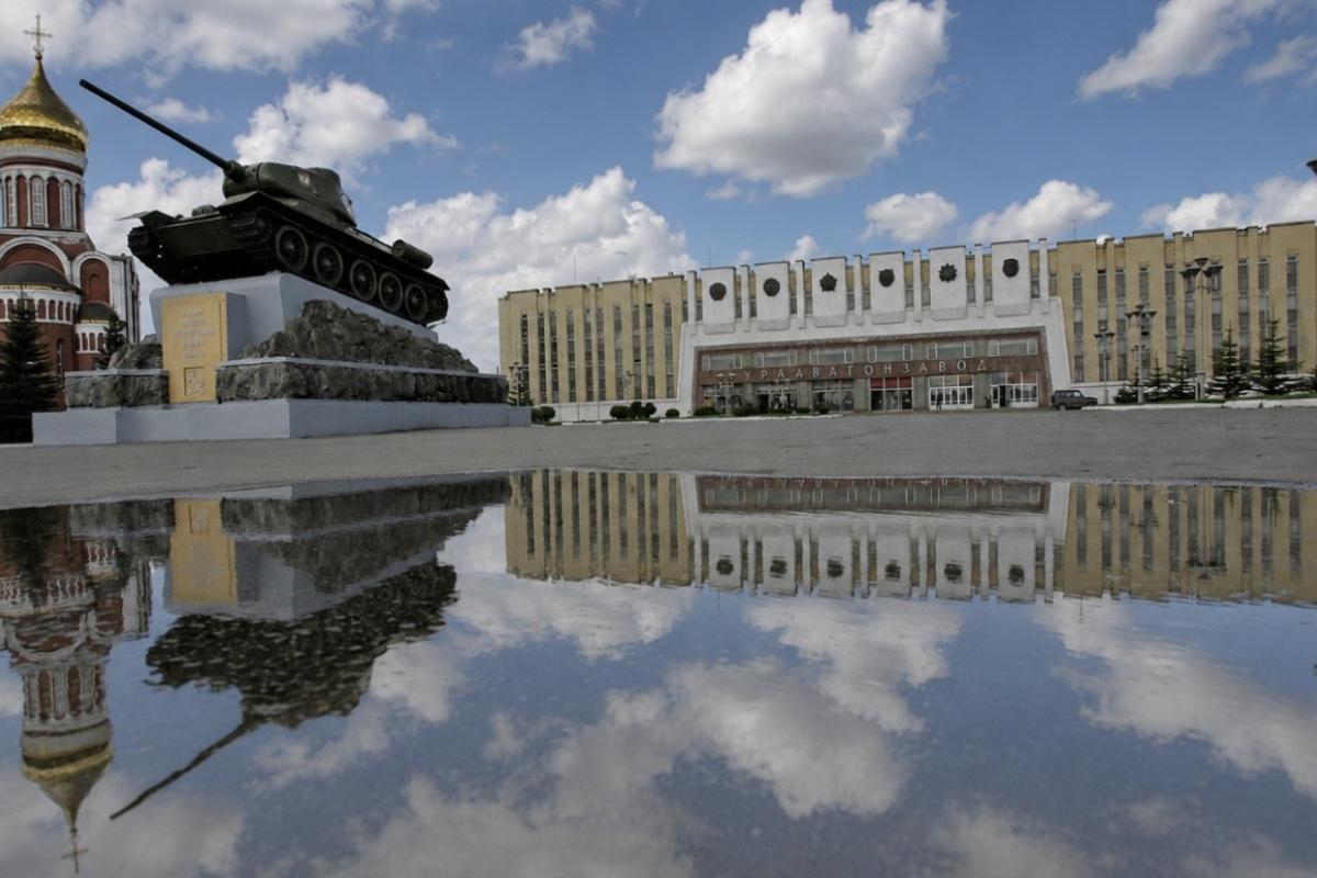 Tank factory 