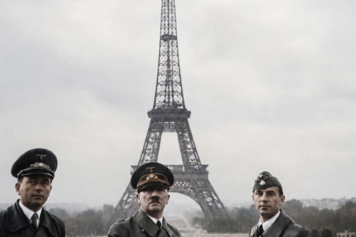 Hitler in Paris 
